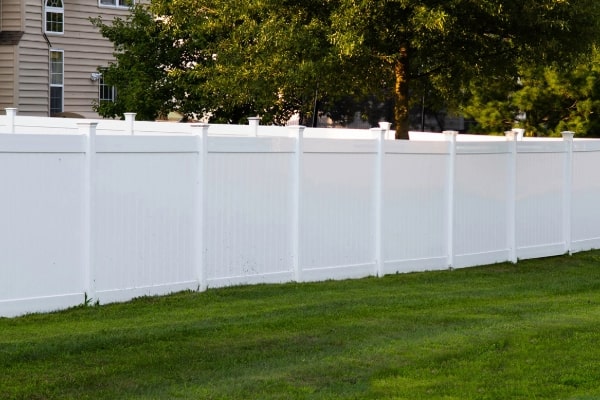 Vinyl Fence Installation